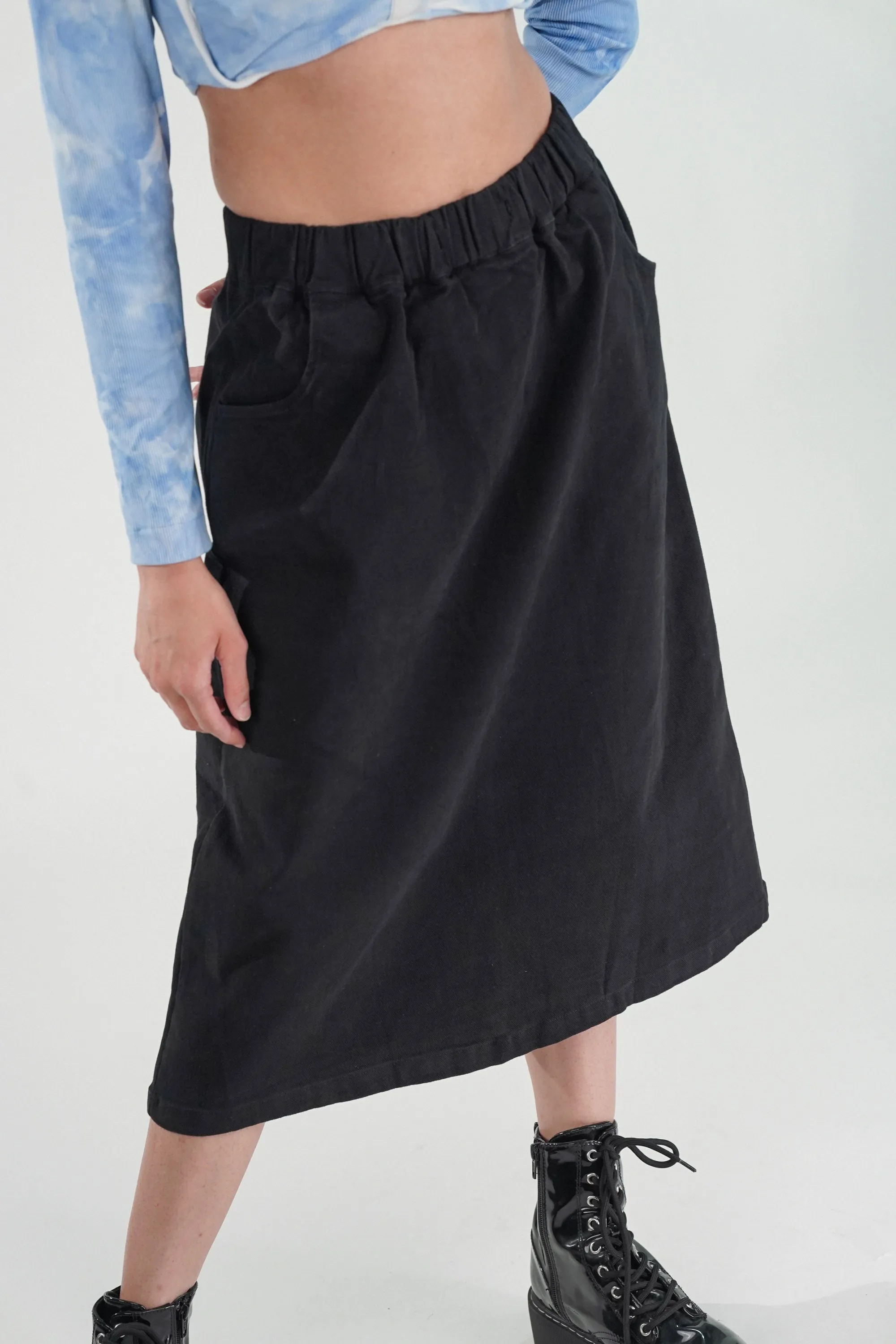 Black Straight Fit Skirt