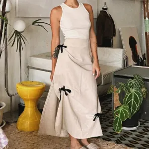 Bow Applique Stylish Long Skirt