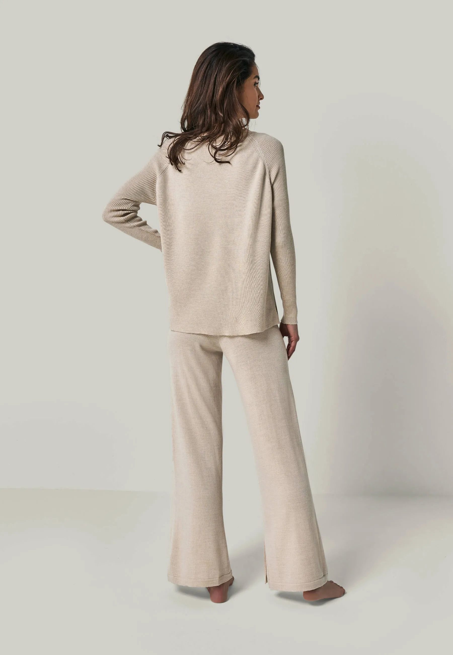 LOUNGEWEAR SET  - Pullover Dorina & Pants Bailey