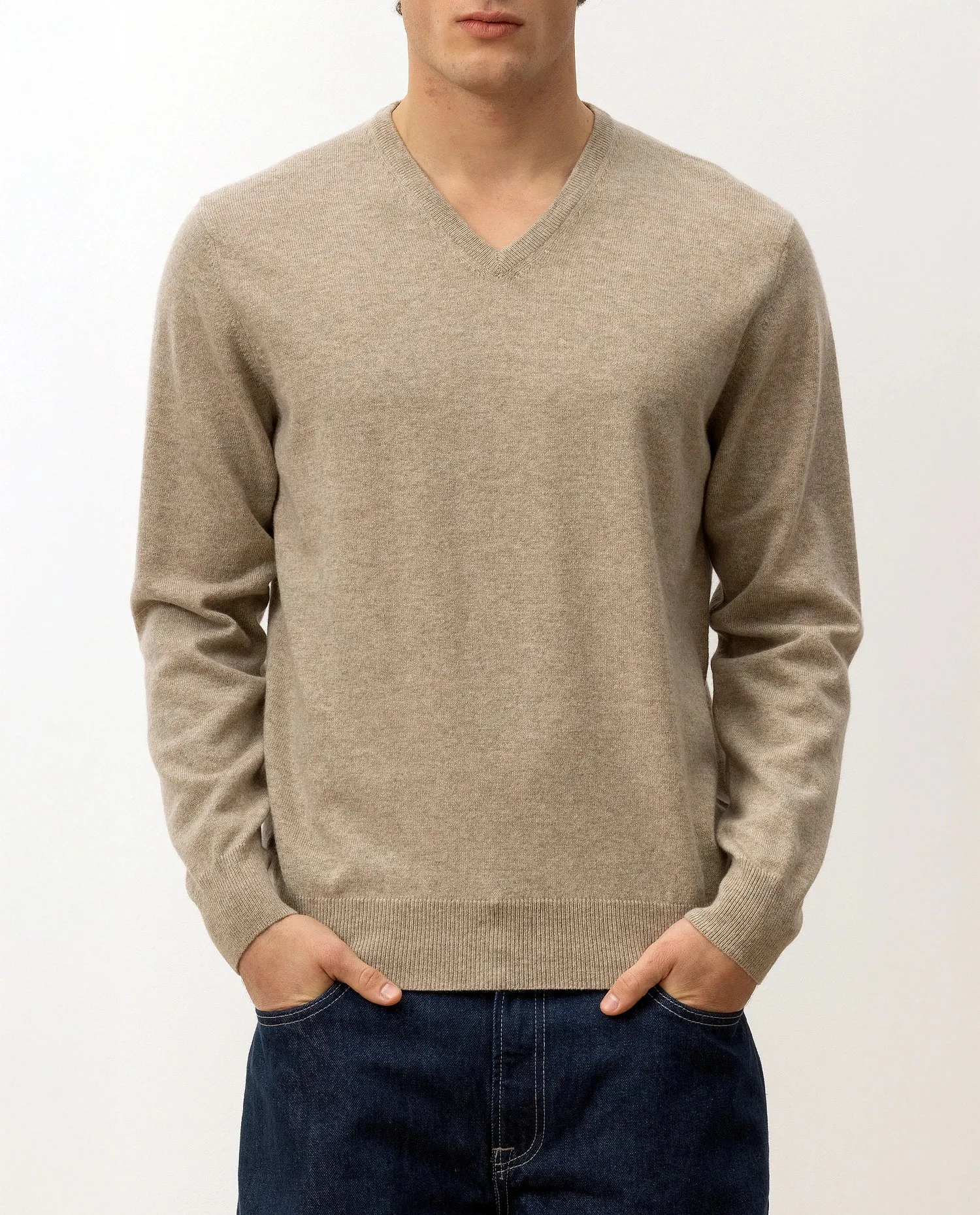 V-Ausschnitt Pullover aus Cashmere in Beige